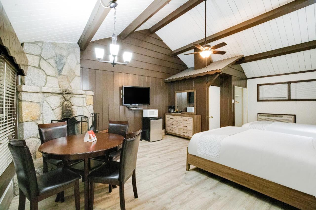 Arrowhead Tree Top Lodge Лейк Ароухед Екстериор снимка